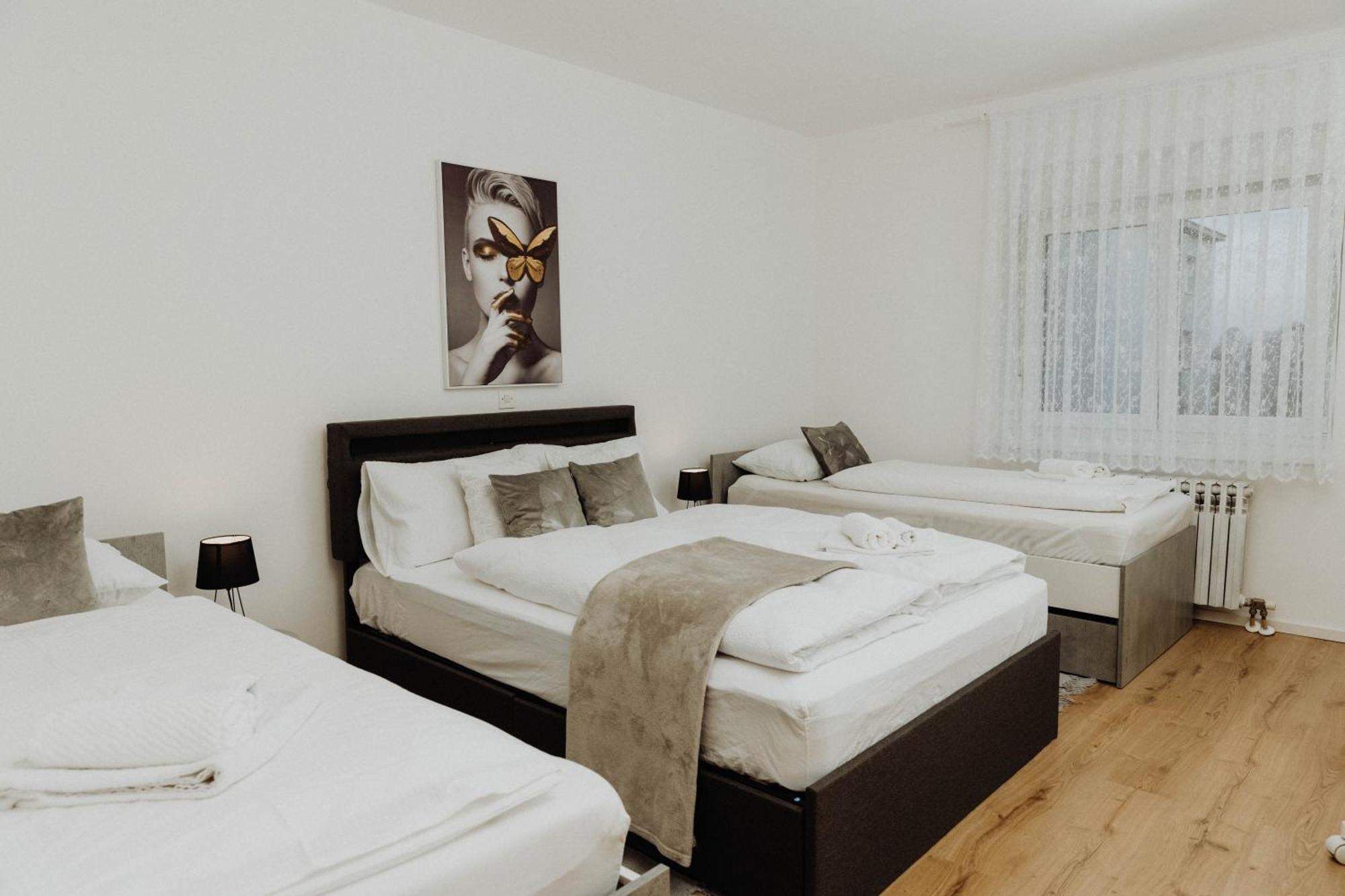 Apartman Tihana Vinkovci Exterior foto