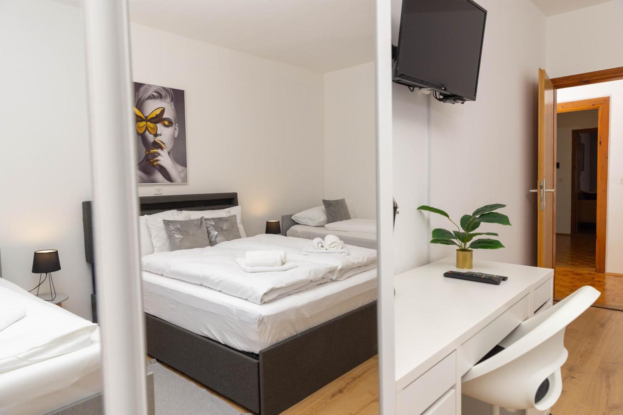 Apartman Tihana Vinkovci Exterior foto